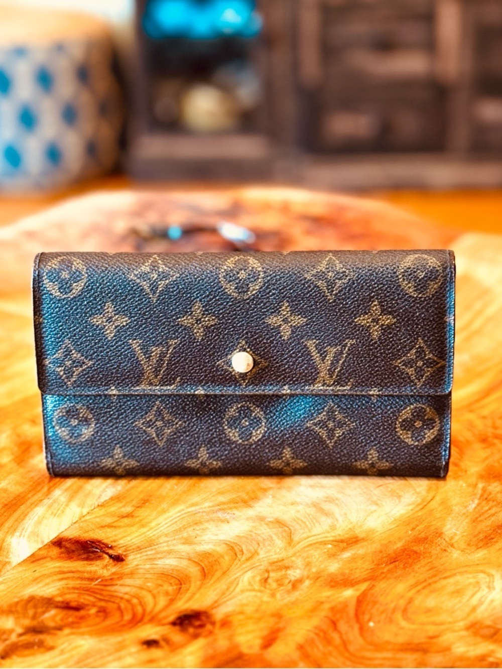 Louis Vuitton Monogram Porte
Tresor International Trifold Long
Wallet/ - Picture 1 of 17